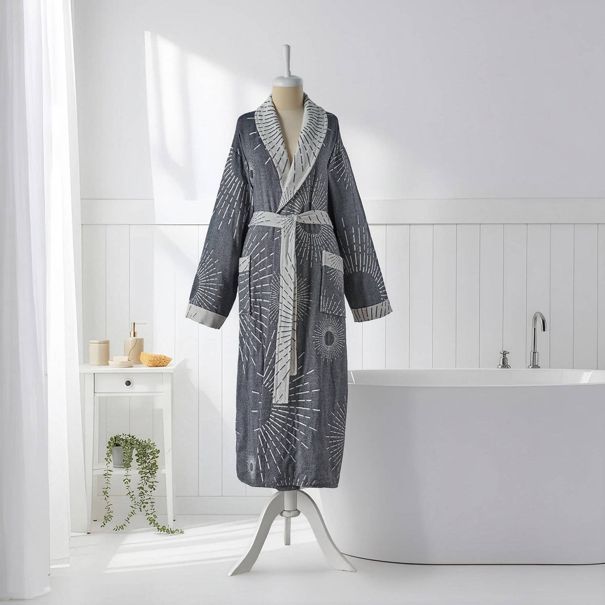 Sunburst Turkish bathrobe in charcoal – shawl collar, full length | Kikoya