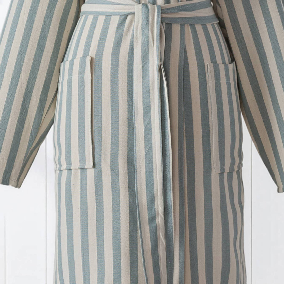 Stripe Turkish cotton bathrobe in sage green – hooded | Kikoya