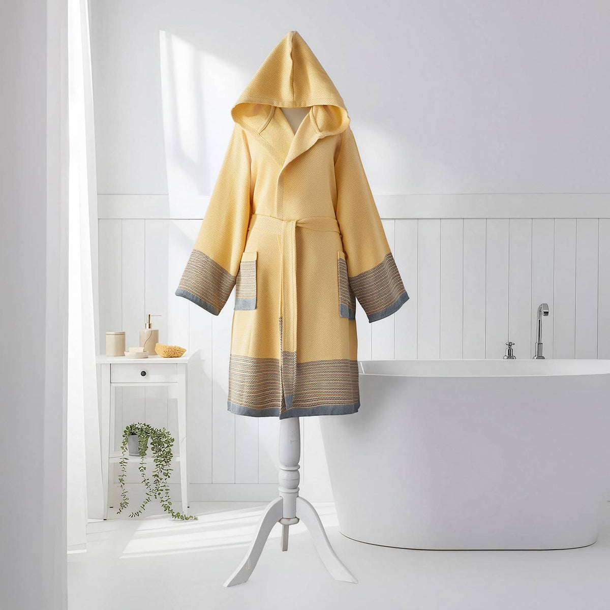 Color-block Turkish cotton bathrobe – hooded, striped border | Kikoya