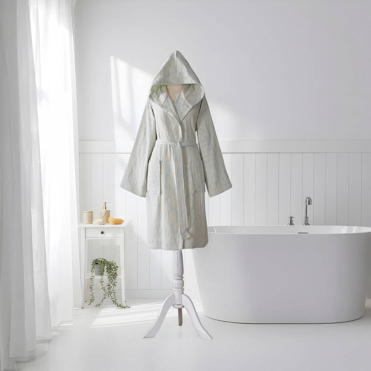 Jacquard Turkish cotton bathrobe in mint – hooded, belted | Kikoya