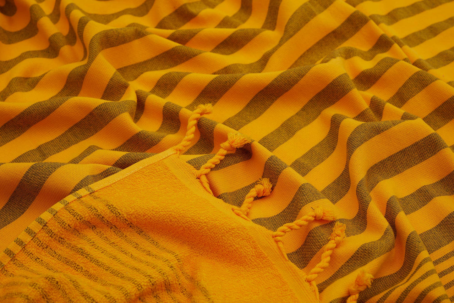 Chakra Towels 35x70in Terry-backing Turkish Beach Lake Bath