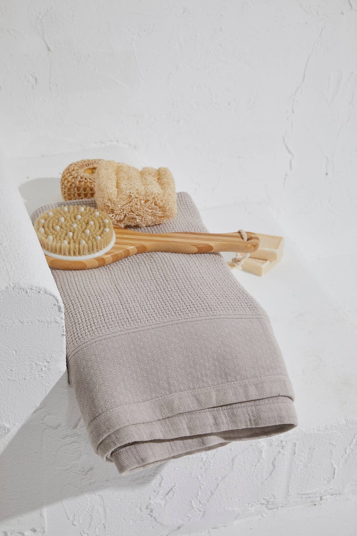 Salda stonewashed Turkish towel in waffle weave with plain border, 33x66 in | Kikoya
