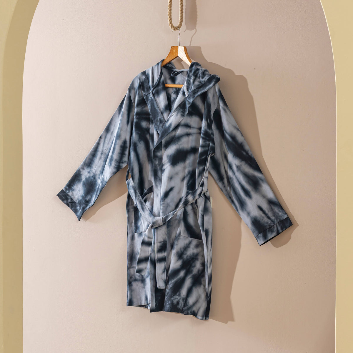 Hand tie-dyed Turkish cotton bathrobe – hooded, belted | Kikoya