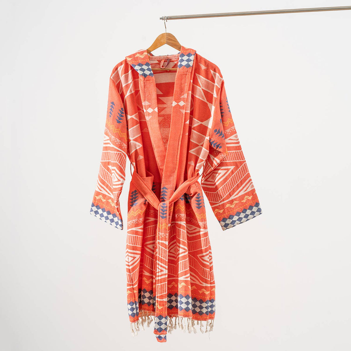 Tribal flat-woven Turkish bathrobe in coral & navy – kimono, fringed hem | Kikoya