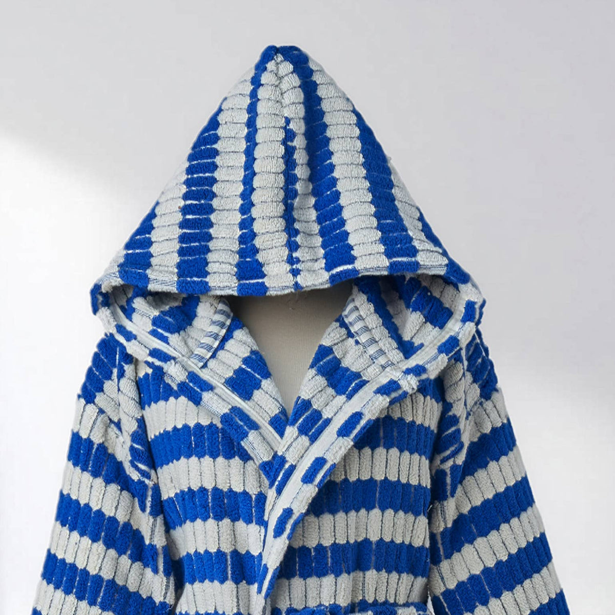 Pompom Turkish bathrobe – Lokum Blue, Hooded, hood detail | Kikoya