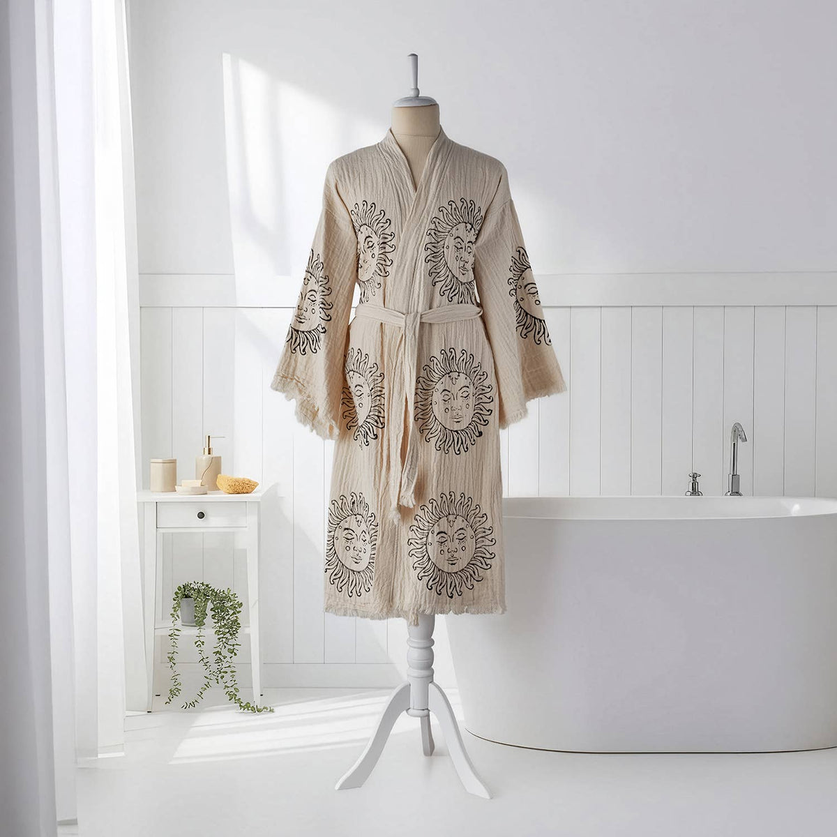 Block-print Turkish cotton kimono robe – Sun Face Black | Kikoya