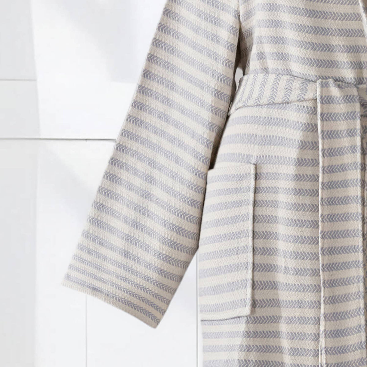 Fine stripe Turkish cotton bathrobe in lilac & grey – hooded | Kikoya