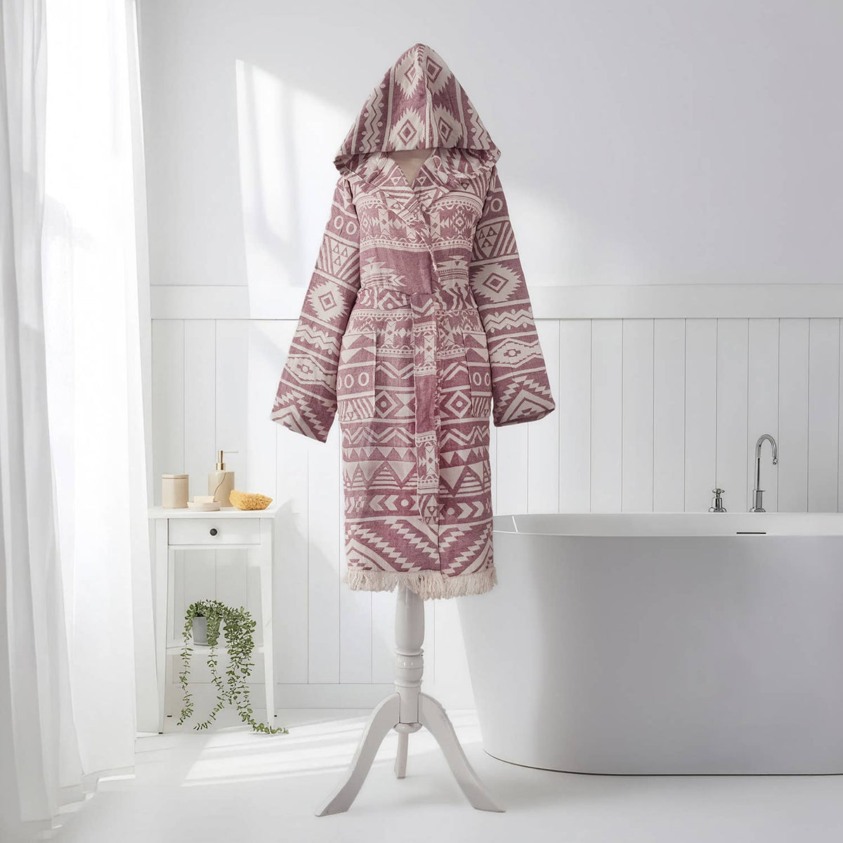 Aztec Turkish bathrobe in dusty rose – hooded, fringed hem | Kikoya
