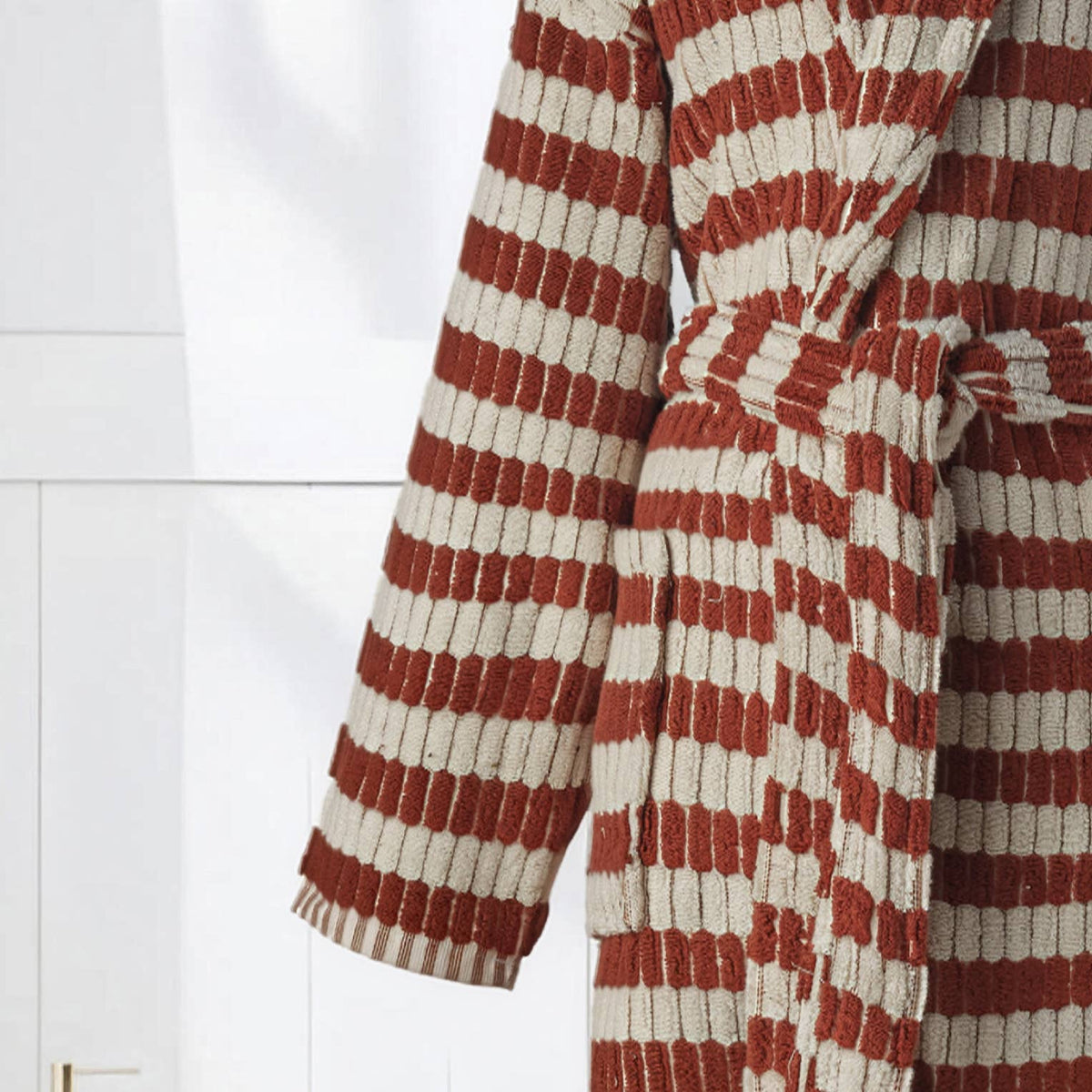 Pompom Turkish bathrobe – Lokum Clay, Shawl Collar, sleeve and texture detail | Kikoya