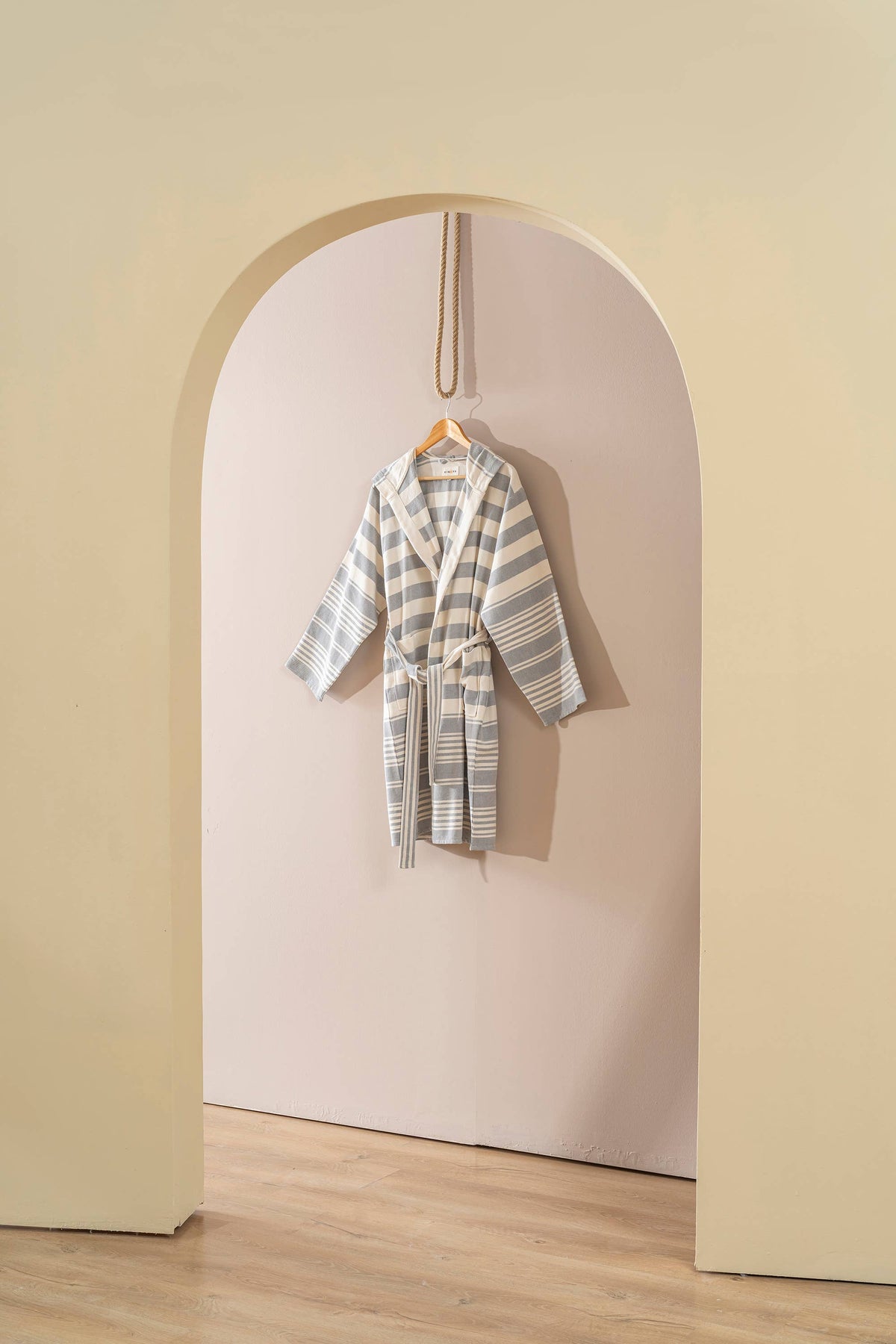 Anatolia flat-woven Turkish bathrobe – stripe, hooded, fringed hem | Kikoya