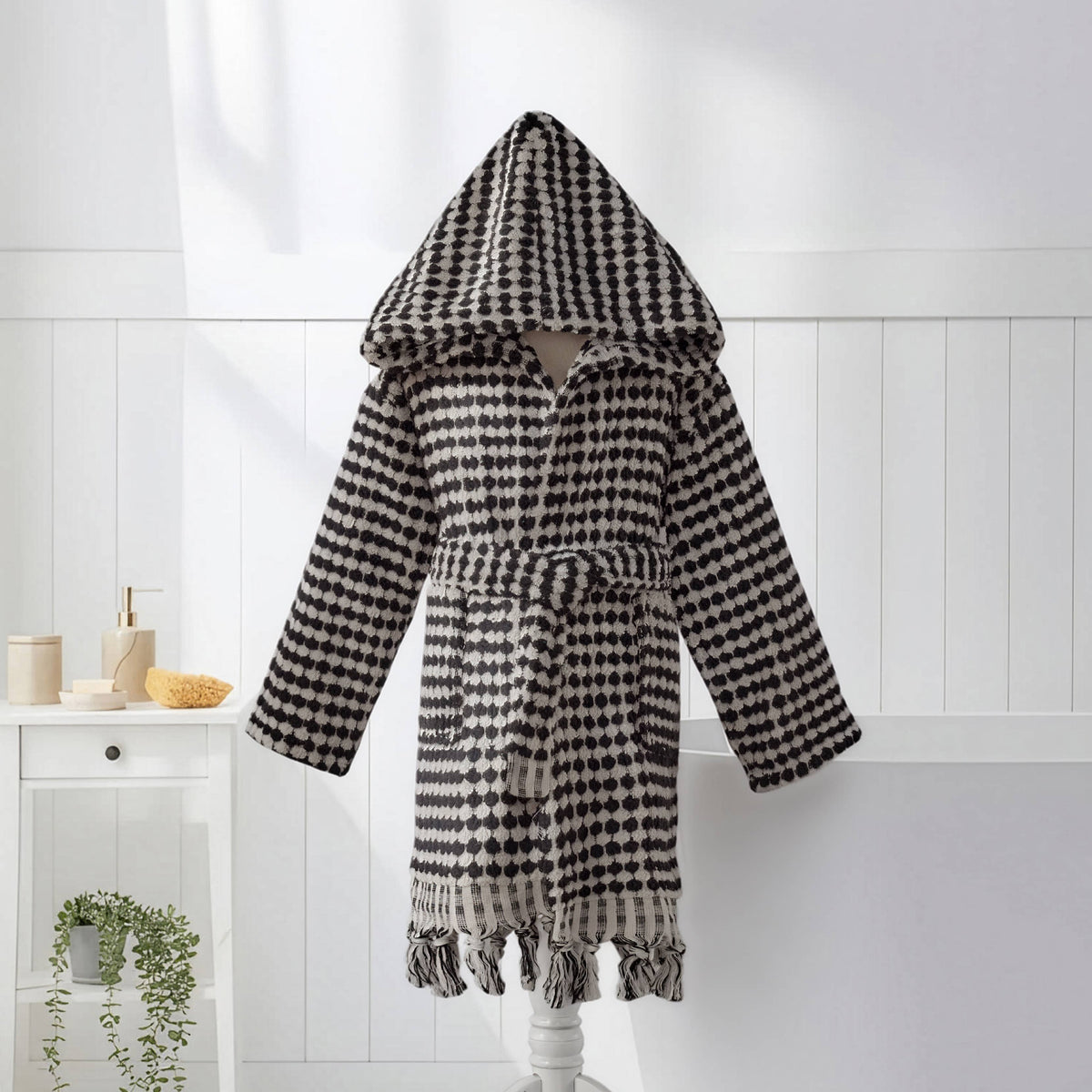 Pompom kids Turkish bathrobe – hooded, ages 5-8 | Kikoya