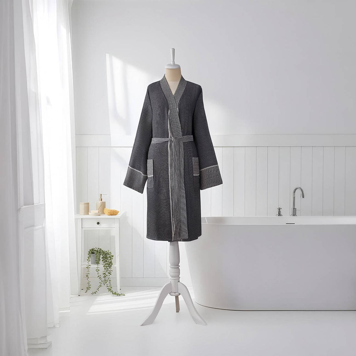 Ribbed Turkish cotton bathrobe in charcoal – kimono, belted | Kikoya
