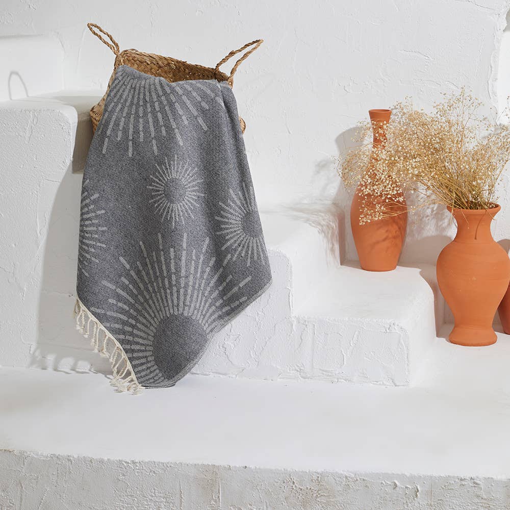 Sunbright terry-backed Turkish towel with woven sunburst jacquard, 35x70 in | Kikoya