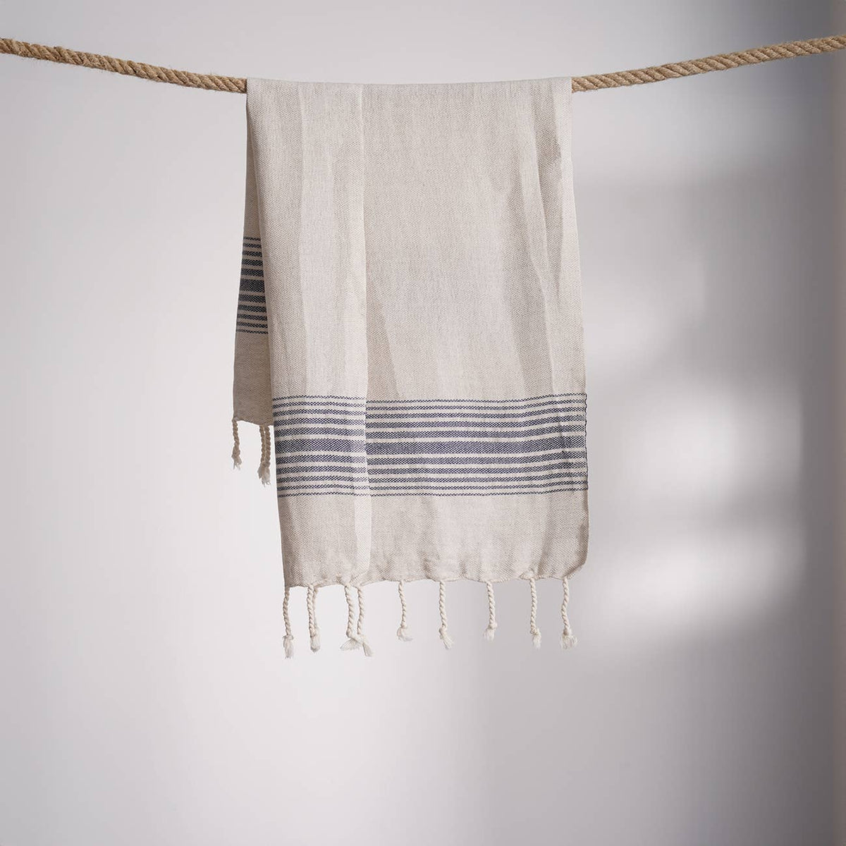 Linen-cotton Turkish hand towel with woven tribal border, 17x38 in | Kikoya