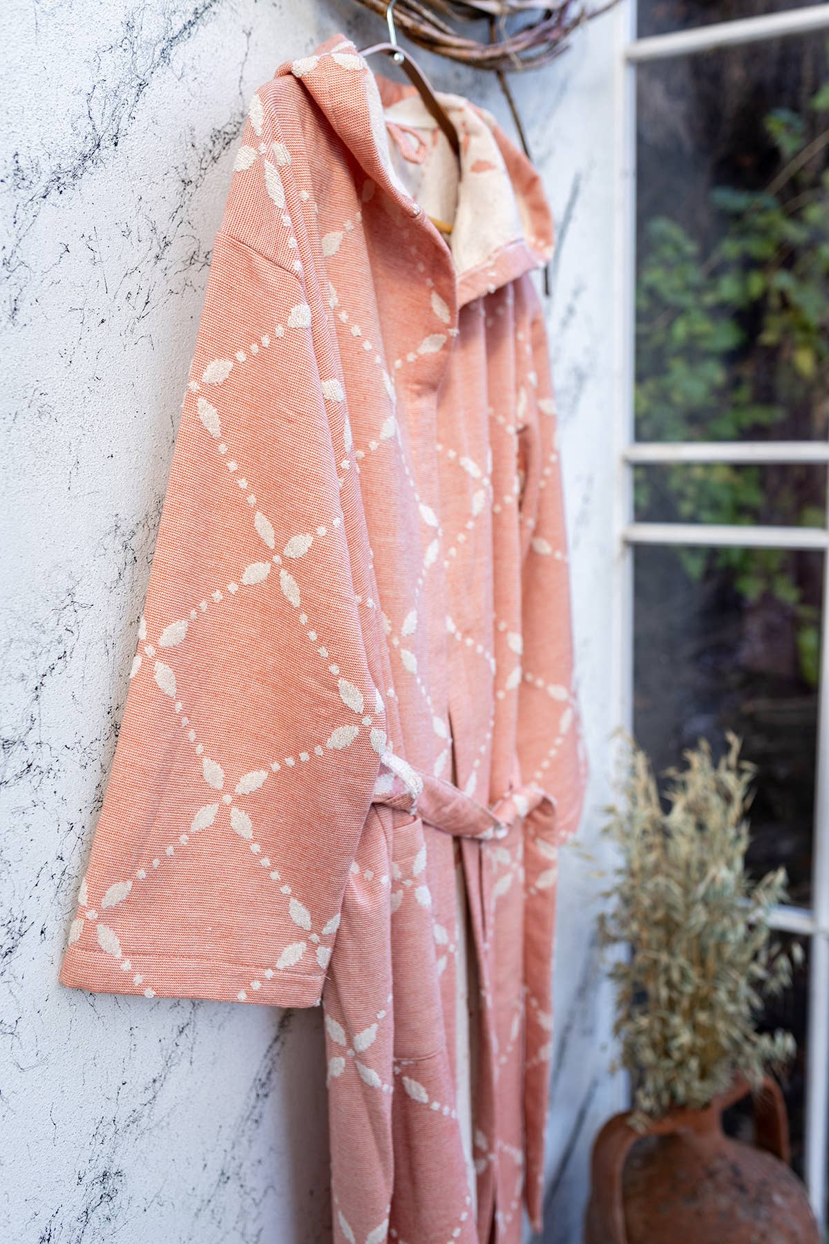 Carmen raised terry Turkish bathrobe with a floral jacquard, hooded | Kikoya