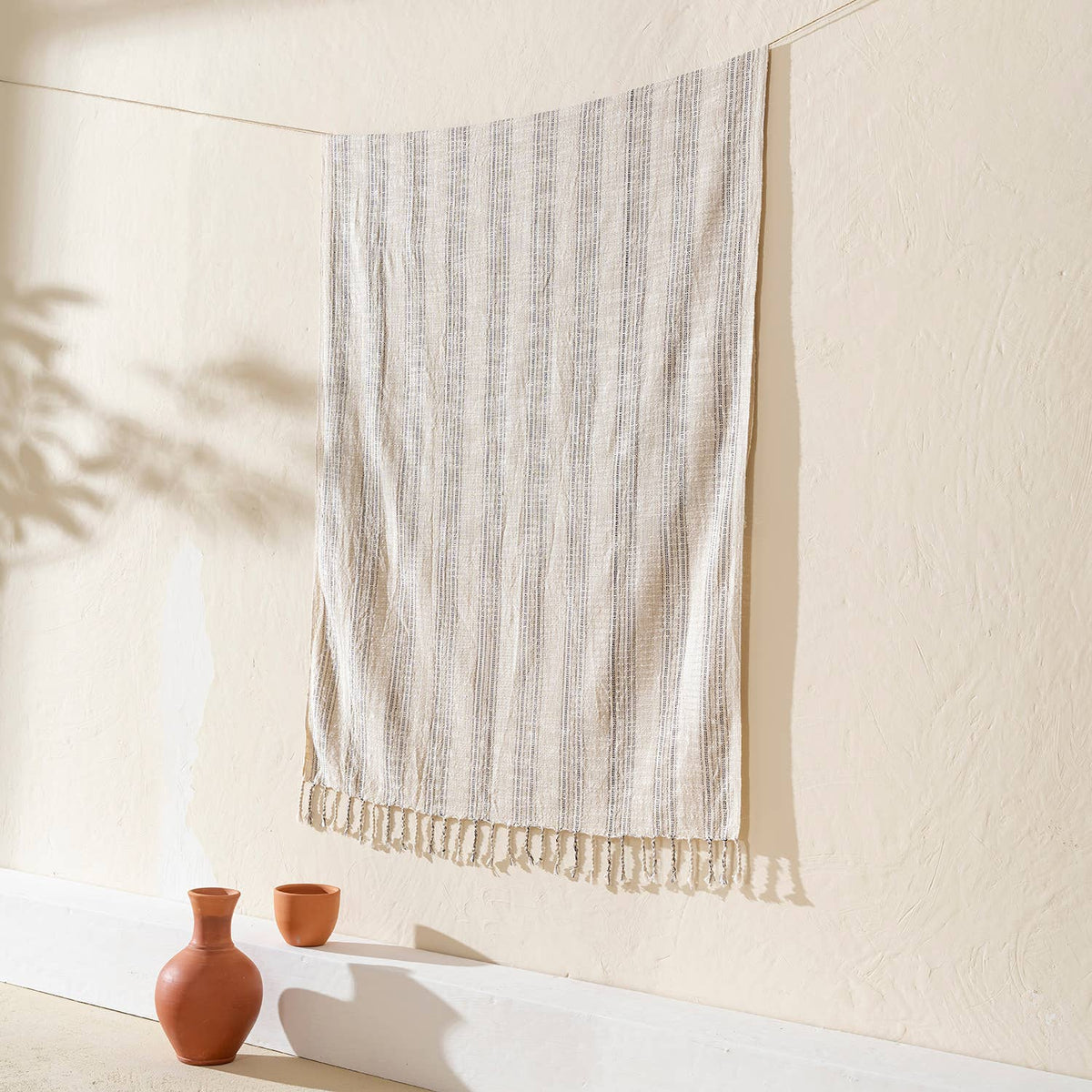 Premium Rustic Turkish beach towel – White & Grey Pinstripe, close-up of stripes and knotted fringe | Kikoya