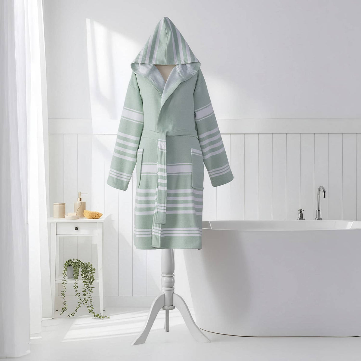 Terry-backed Turkish bathrobe in pastel stripe – hooded | Kikoya
