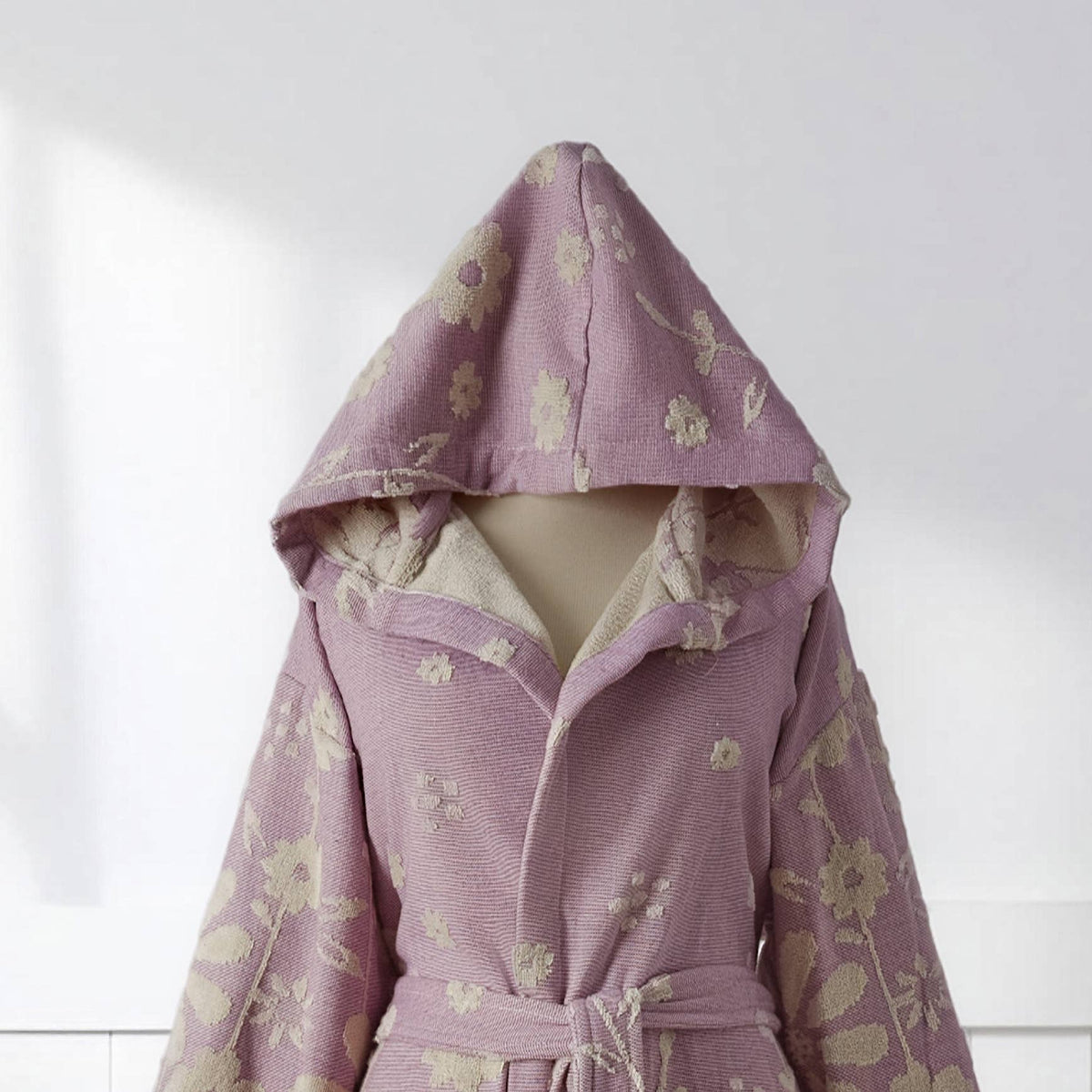 Daisy raised terry Turkish bathrobe – floral jacquard, hooded | Kikoya
