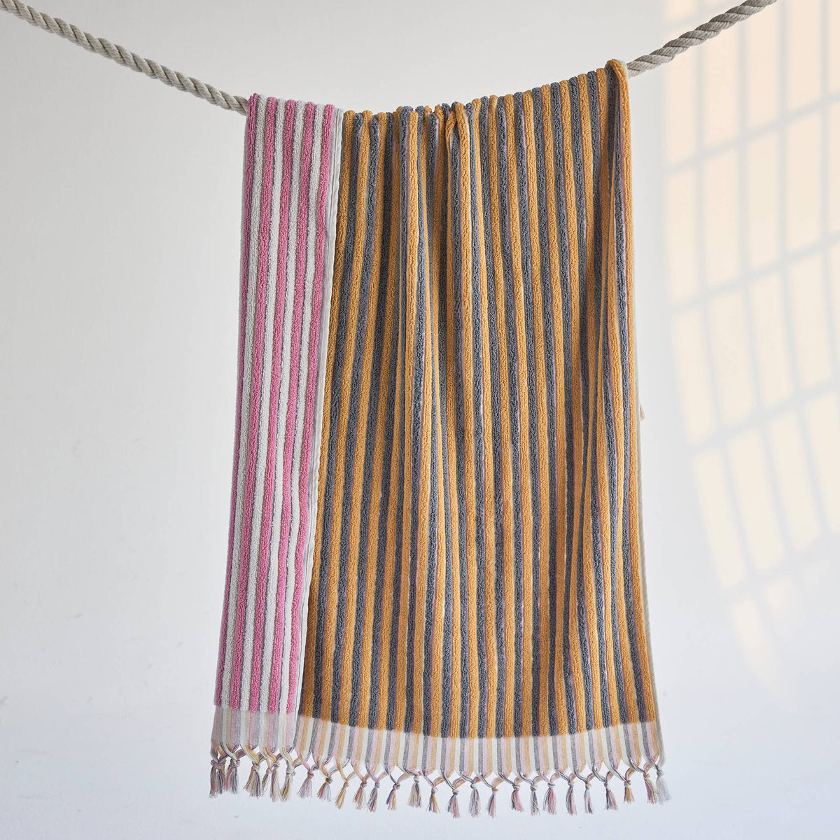 Handloomed Turkish bath towel with raised stripe texture, 35x68 in | Kikoya