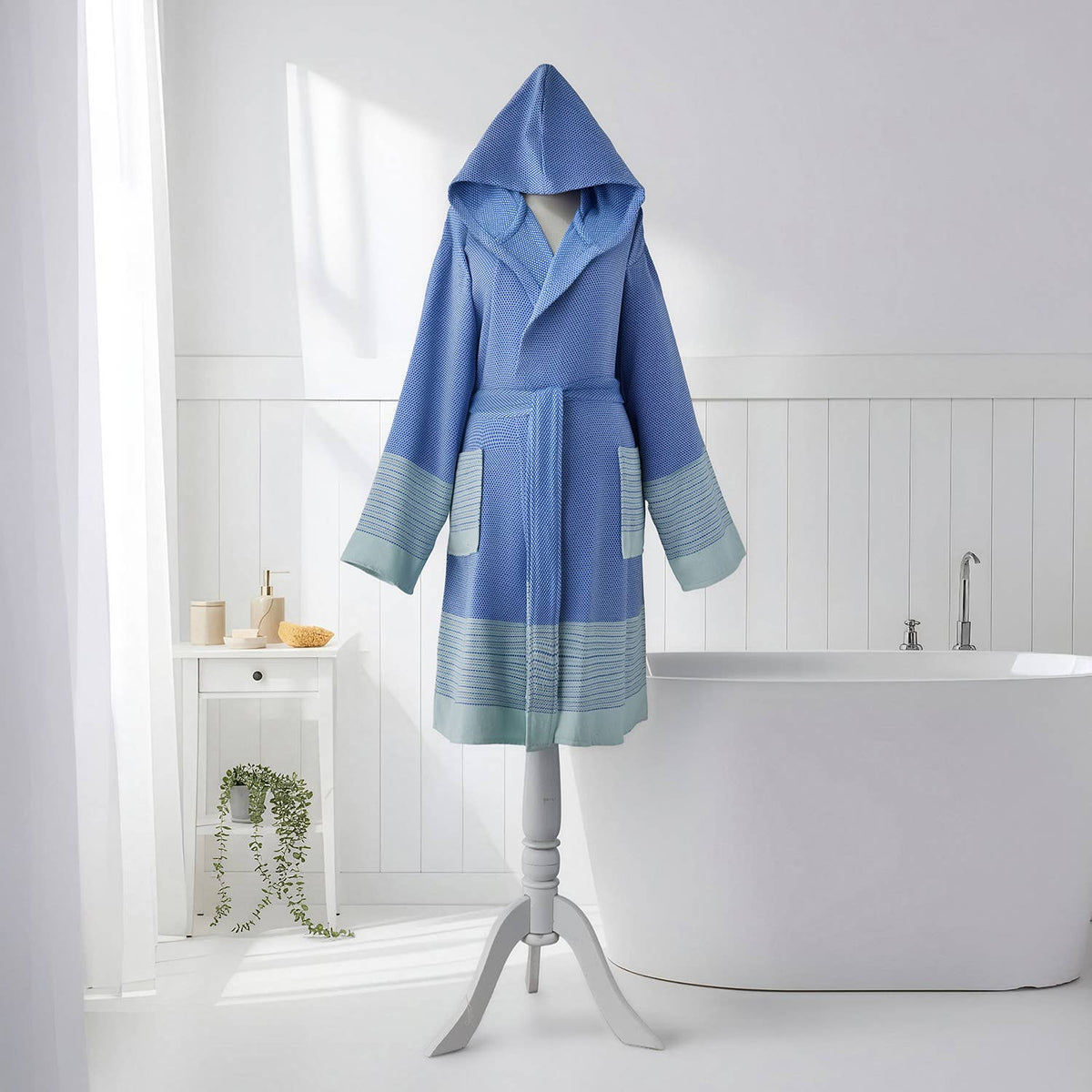 Color-block Turkish cotton bathrobe – hooded, striped border | Kikoya