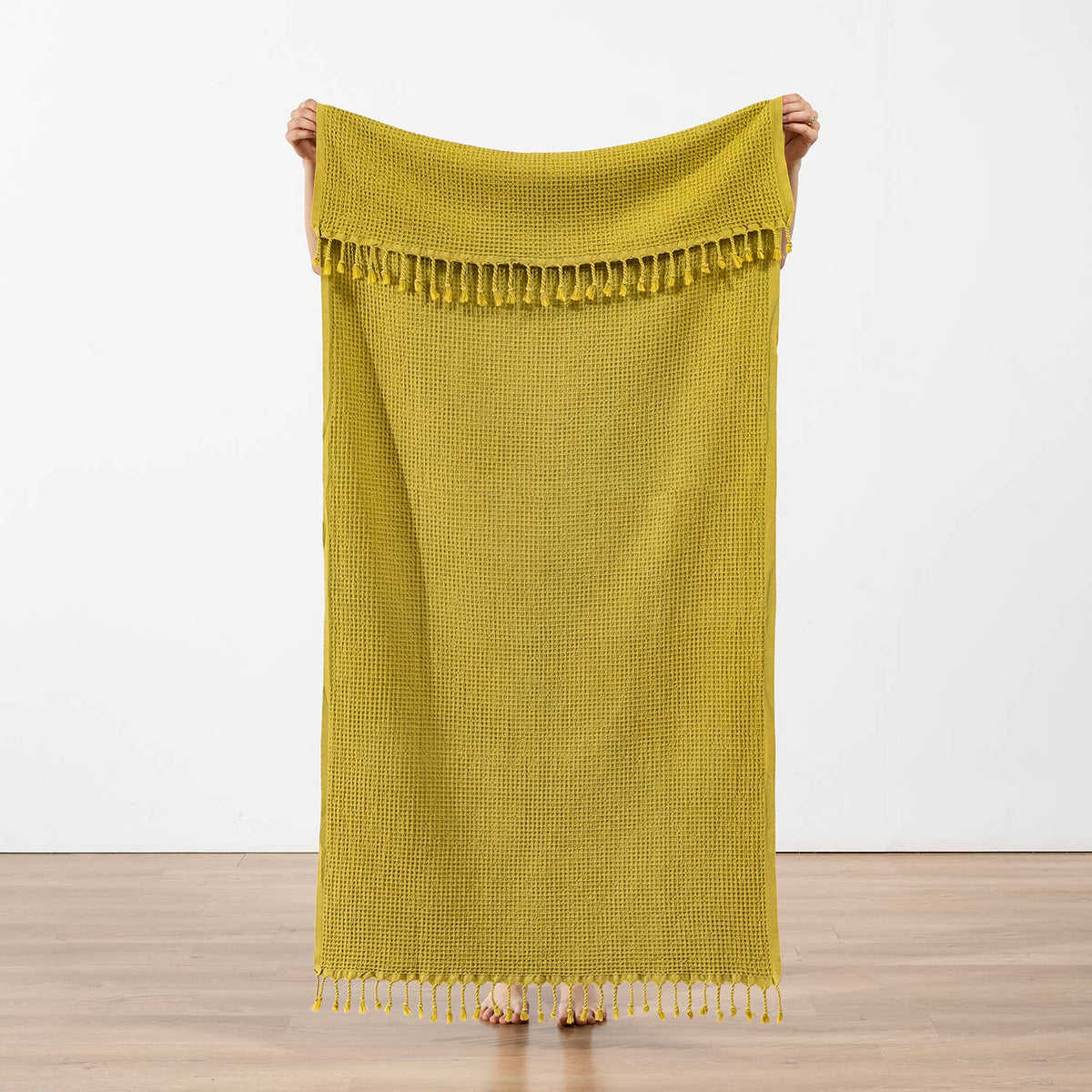 Waffle stonewashed Turkish beach towel – Mustard | Kikoya