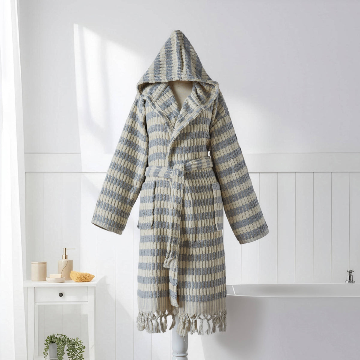 Pompom Turkish bathrobe – Lokum Grey, Hooded, full-length view | Kikoya