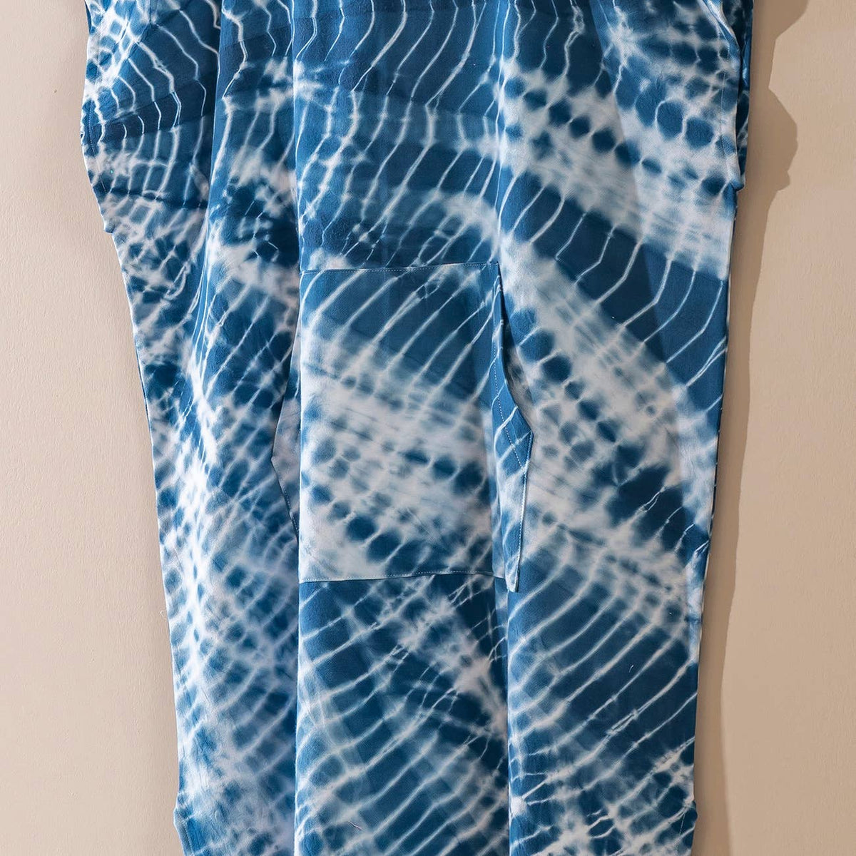 Shibori Adult Hooded Changing Poncho – Indigo Tie-dye, hood detail | Kikoya