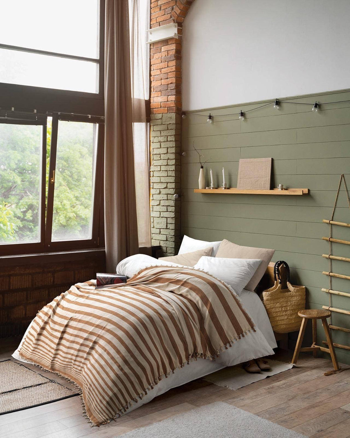 Cizgi Turkish cotton bedspread – Block Stripe, Caramel, weave detail | Kikoya