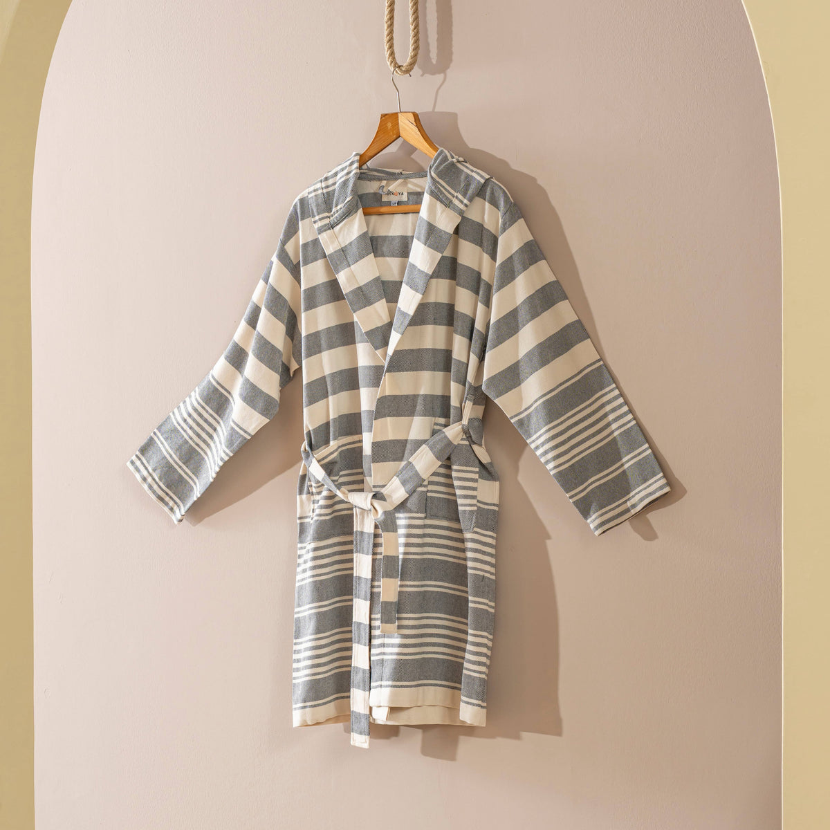 Anatolia flat-woven Turkish bathrobe – stripe, hooded, fringed hem | Kikoya