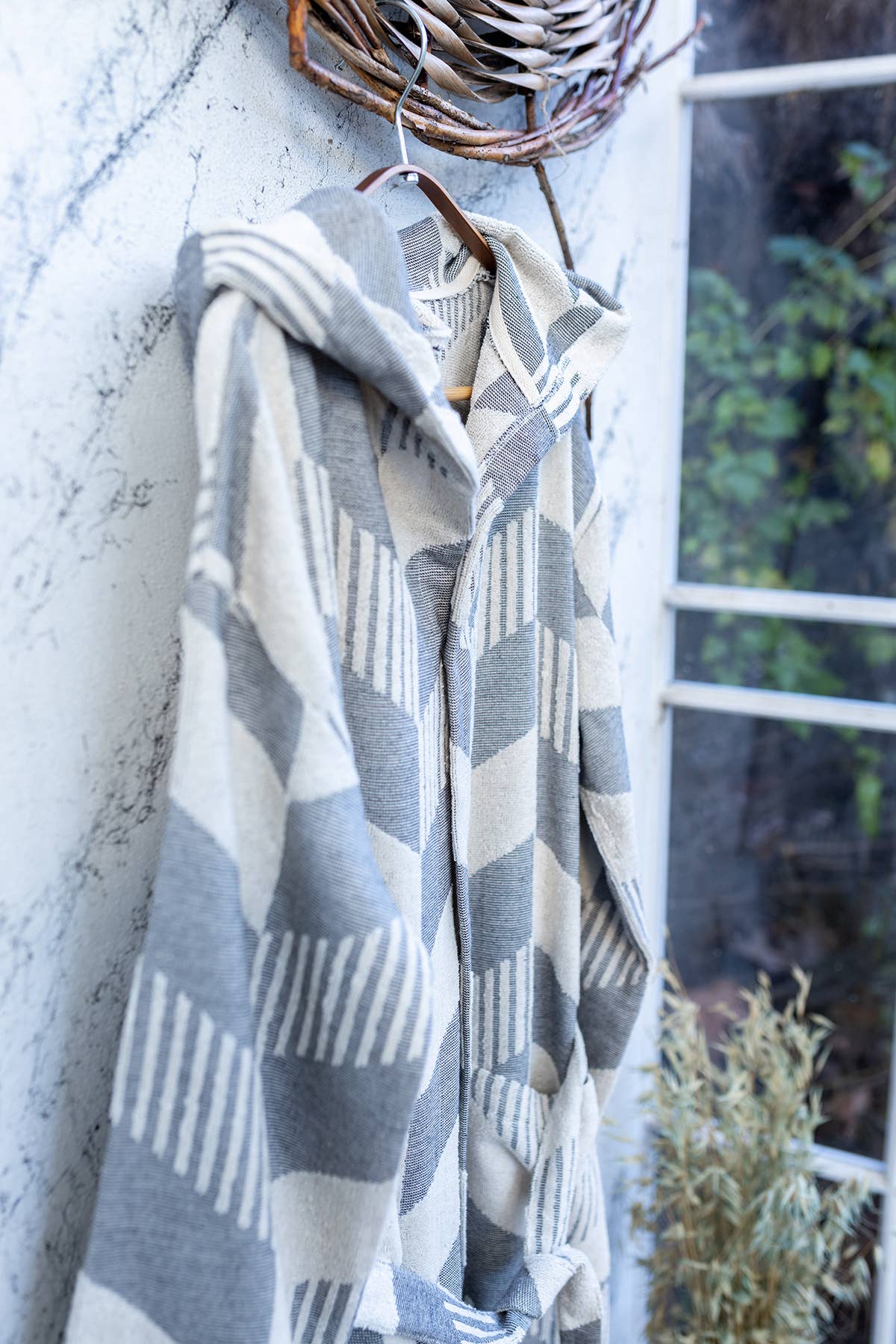 Herringbone raised terry Turkish bathrobe, hooded | Kikoya