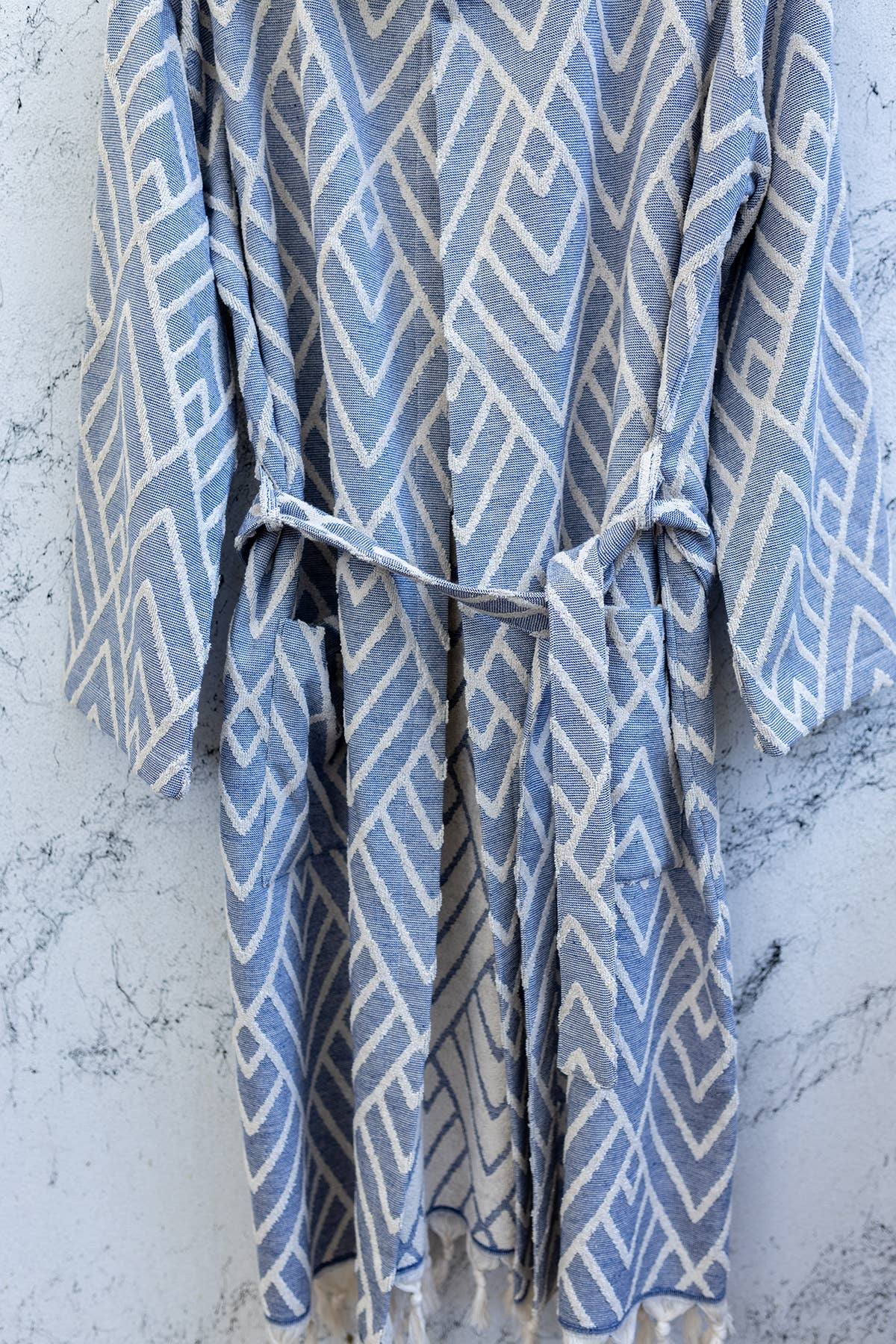 Cordoba raised terry Turkish bathrobe with a geometric jacquard, hooded | Kikoya