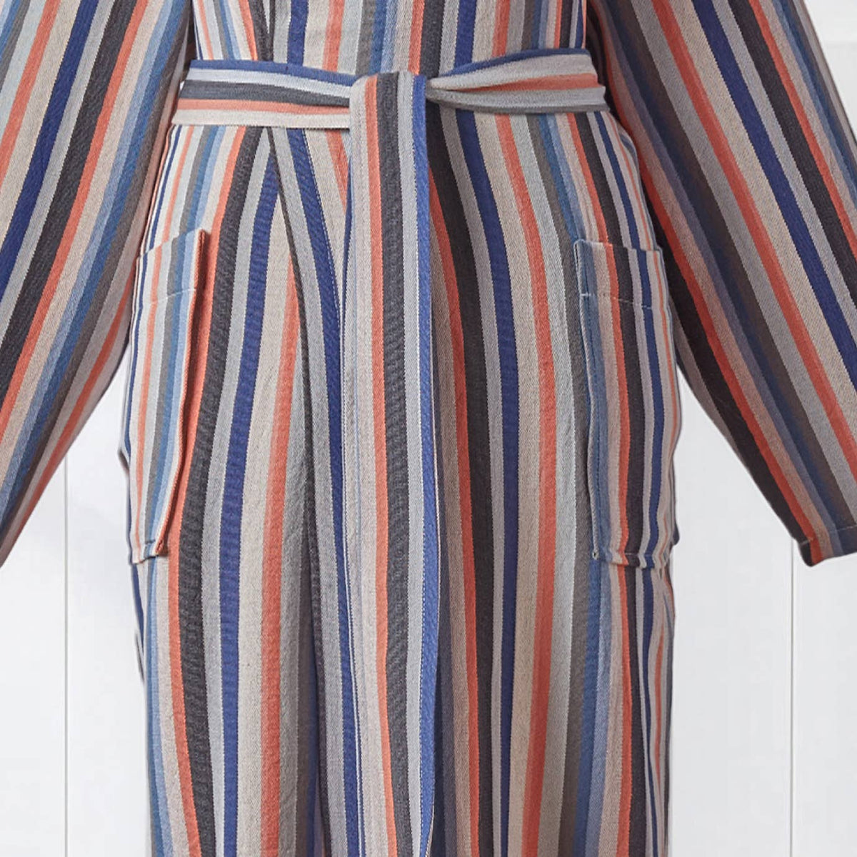 Antique Turkish hooded bathrobe – Navy & Red Stripe | Kikoya