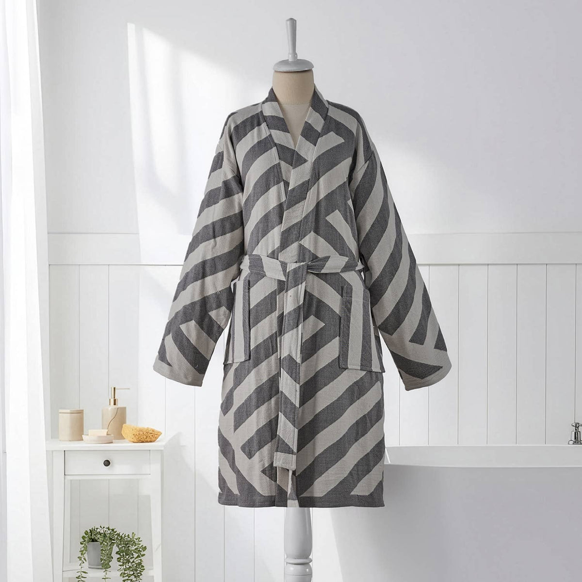 Harmony Turkish kimono bathrobe – Grey diagonal stripe | Kikoya