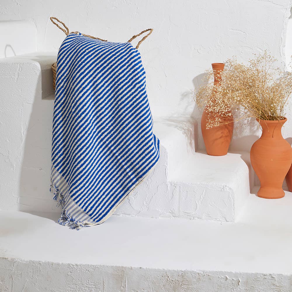 Handloomed Turkish bath towel with raised stripe texture, 35x68 in | Kikoya