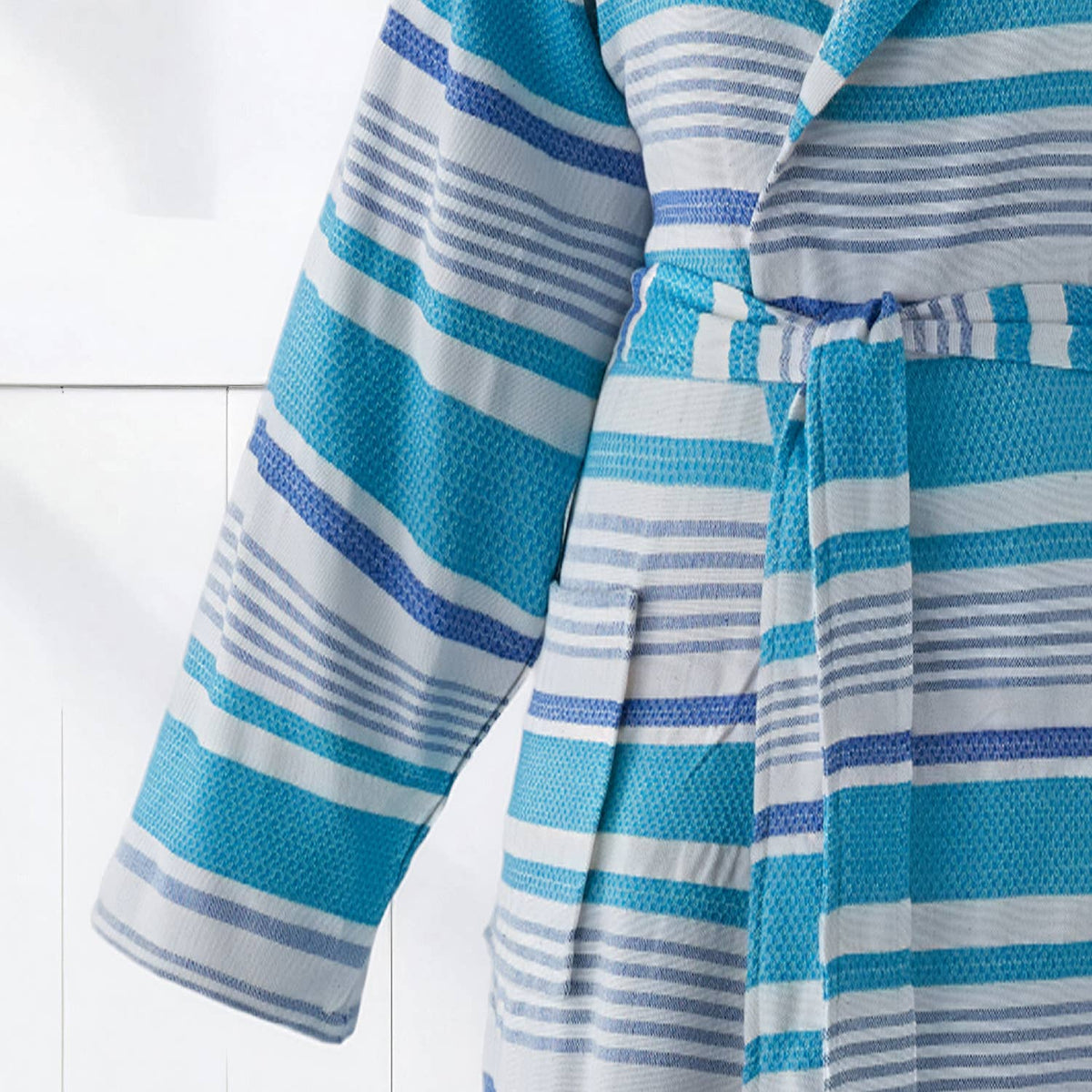Check Turkish cotton bathrobe – hooded, fringed hood edge | Kikoya