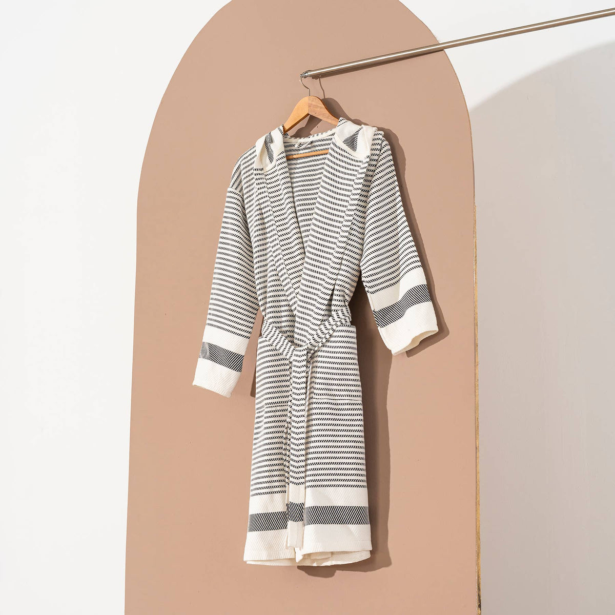 Fine stripe Turkish bathrobe – kimono, contrast border | Kikoya