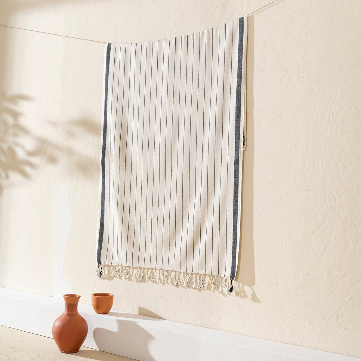 Aphrodisia honeycomb Turkish beach towel with a black pinstripe | Kikoya