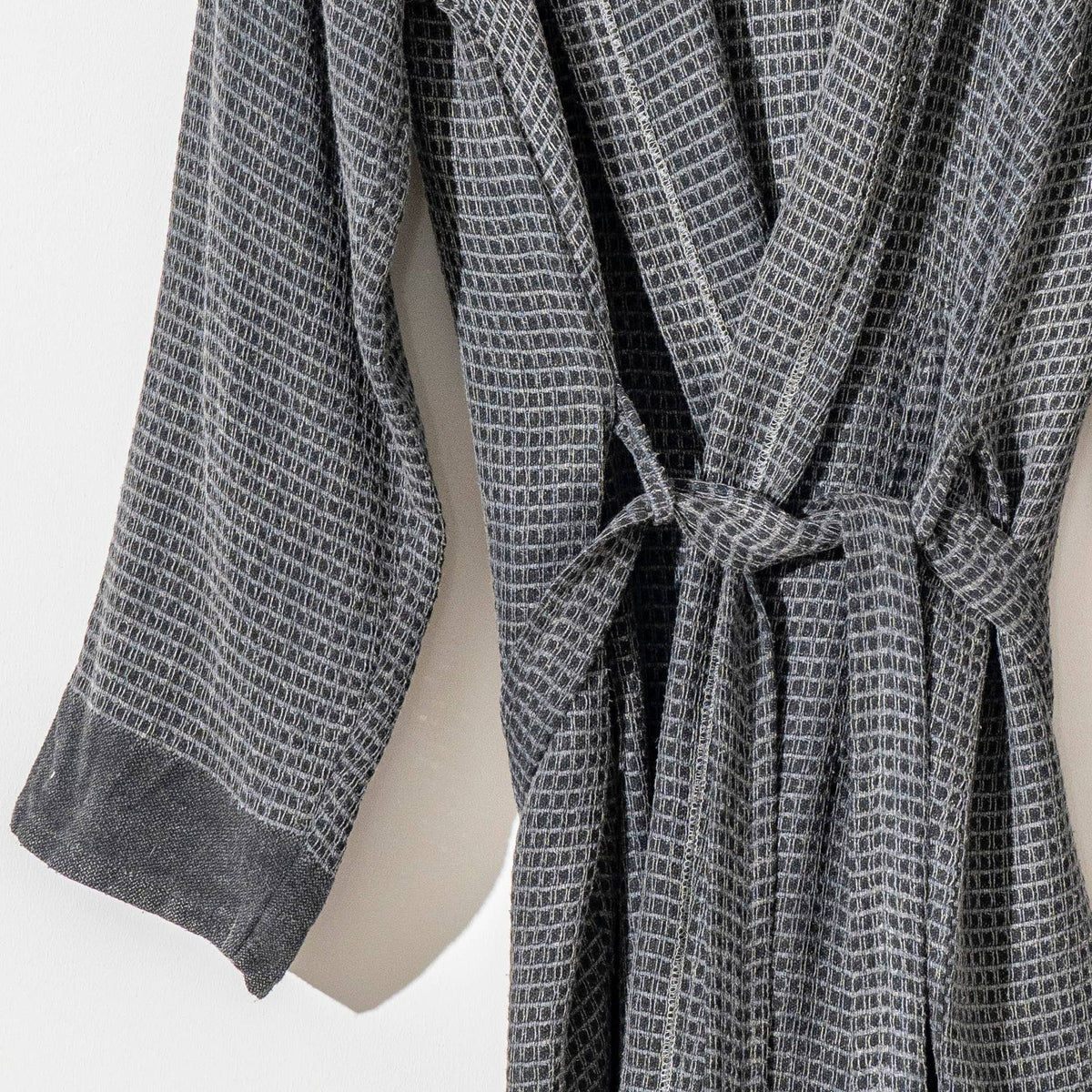Stonewashed lightweight waffle Turkish bathrobe, hooded and belted | Kikoya