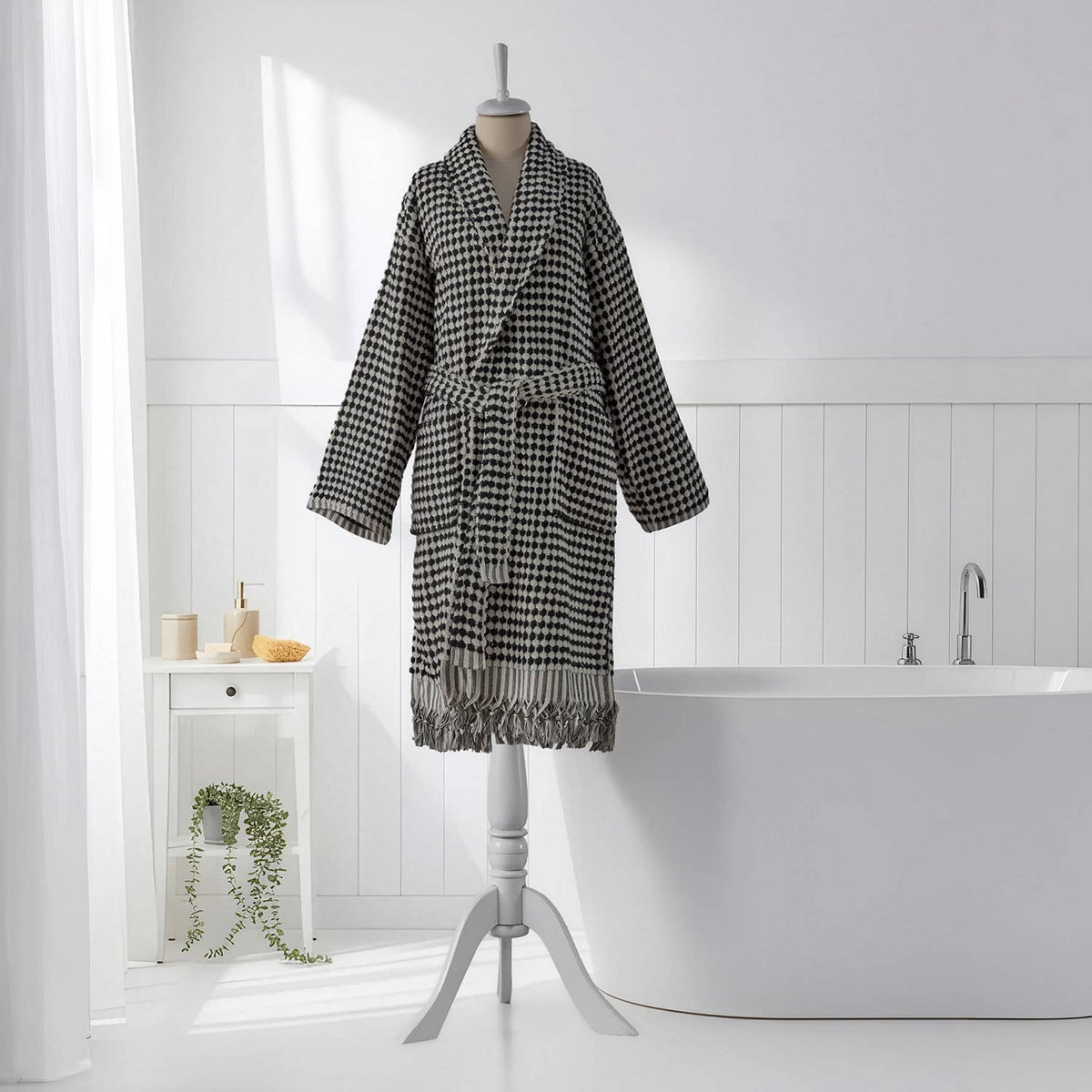 Pompom Turkish bathrobe – Black & White, Shawl Collar, belt and pocket detail | Kikoya