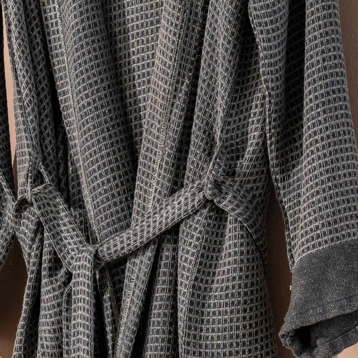 Stonewashed lightweight waffle Turkish bathrobe, hooded and belted | Kikoya