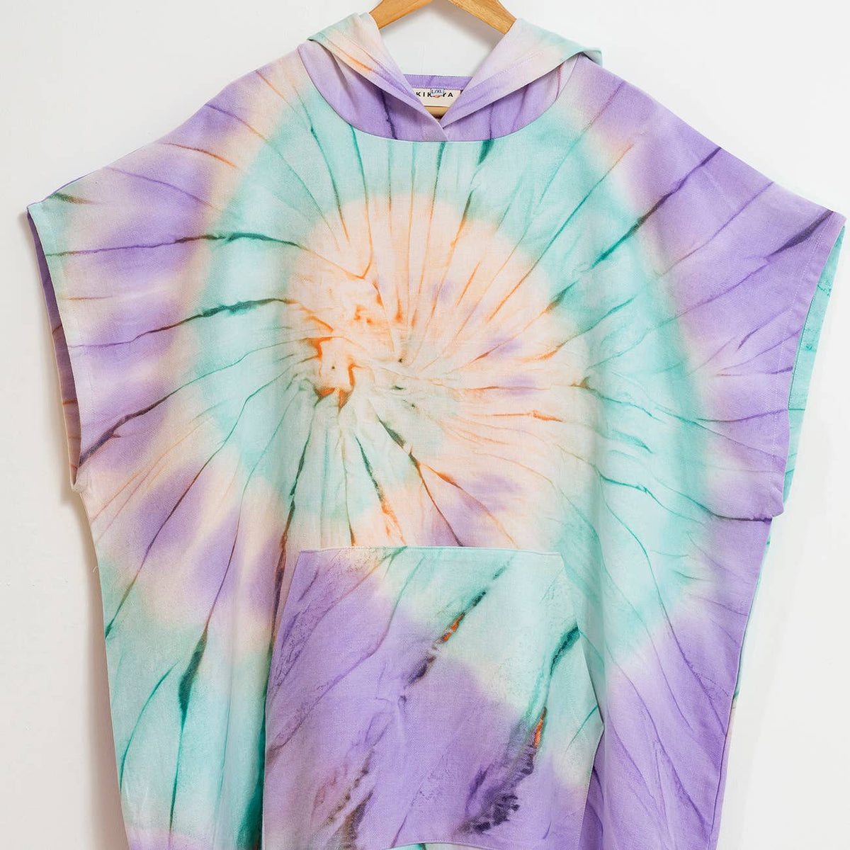 Spiral Adult Hooded Changing Poncho – Purple Tie-dye, alternate view | Kikoya
