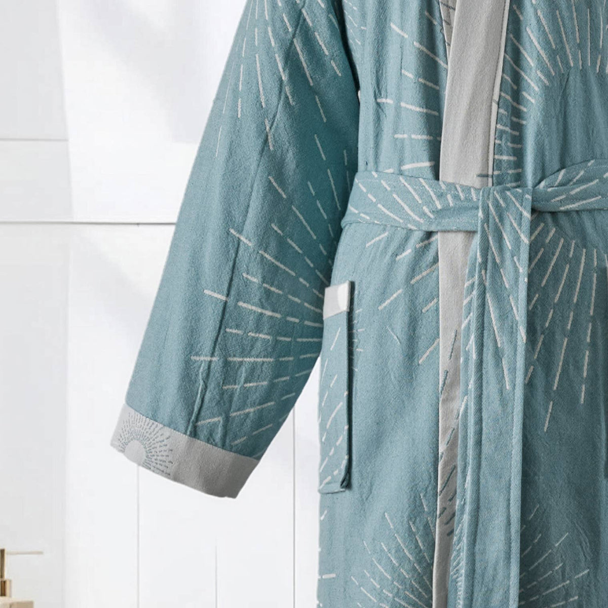 Sunburst flat-woven Turkish kimono bathrobe | Kikoya