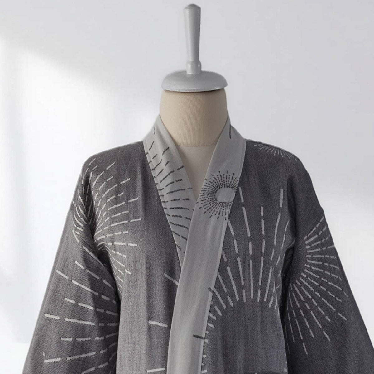 Sunburst flat-woven Turkish kimono bathrobe | Kikoya