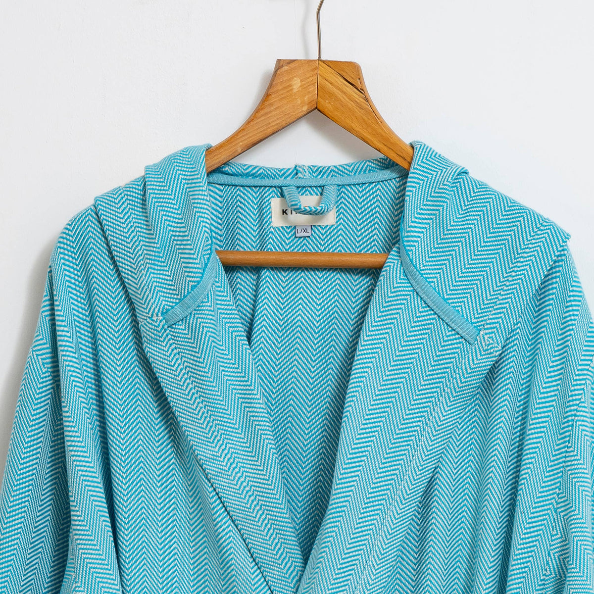 Herringbone Turkish cotton bathrobe – color-block hooded robe | Kikoya