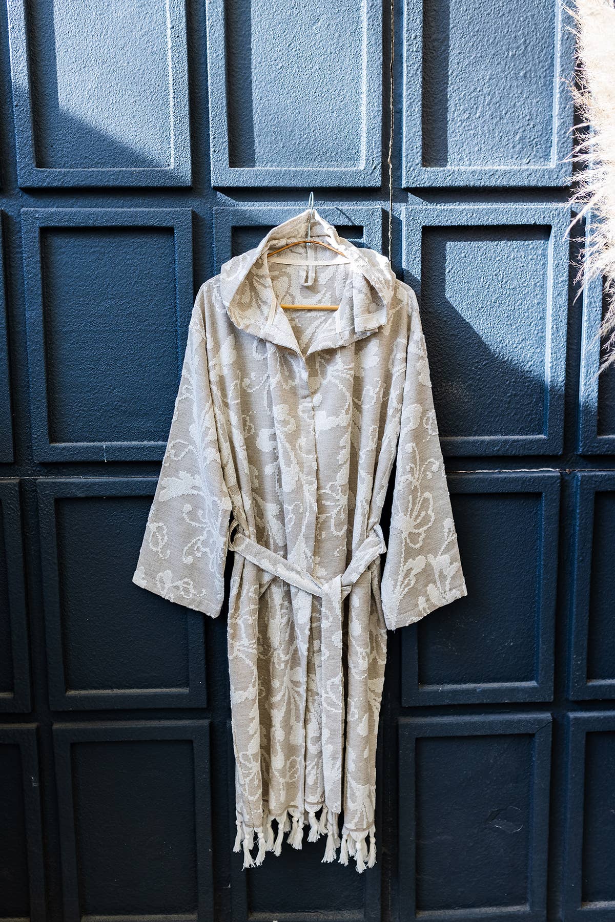 Garden raised terry Turkish bathrobe with a botanical jacquard, hooded | Kikoya