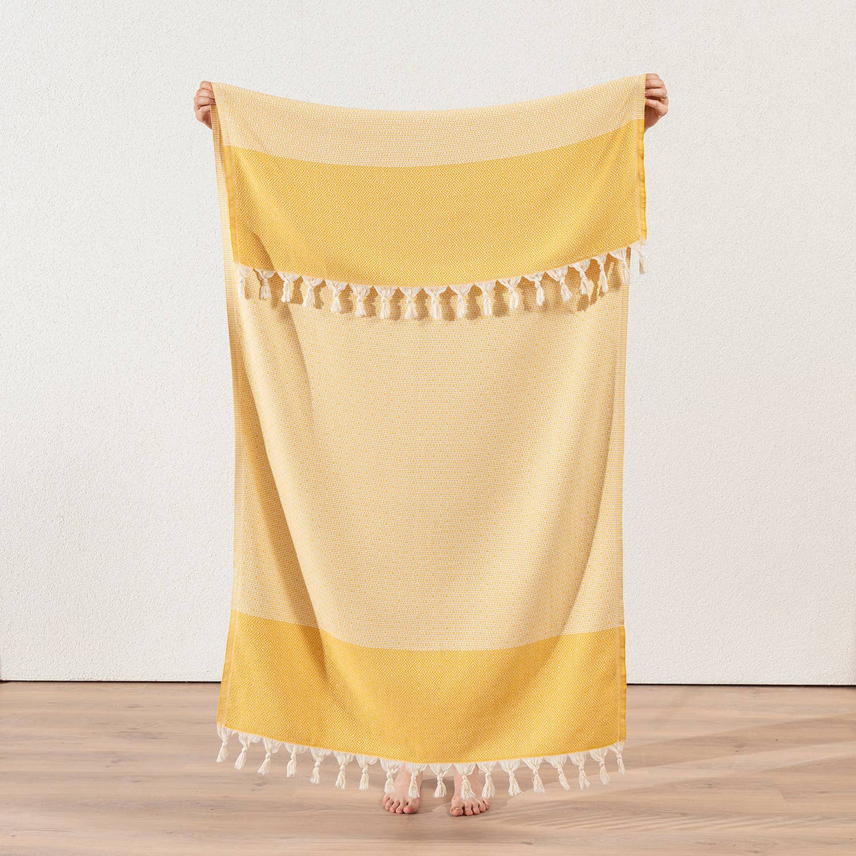 Topkapi Turkish beach towel in yellow diamond weave with contrast band and tassel fringe, 33x66 in | Kikoya
