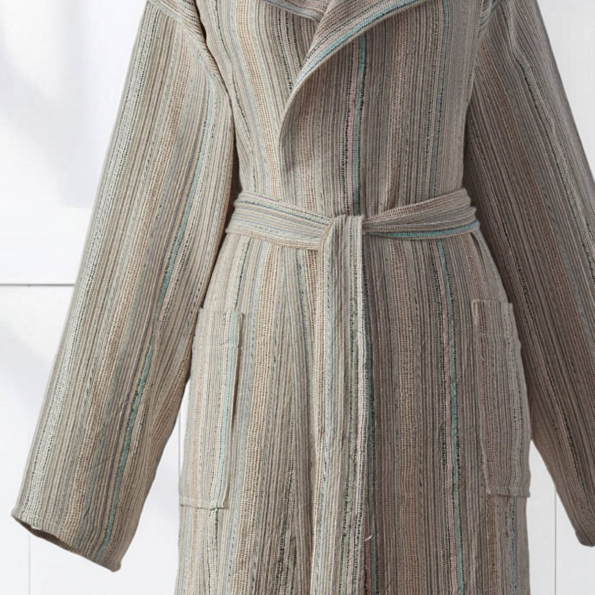Textured Turkish cotton bathrobe in sand – hooded | Kikoya