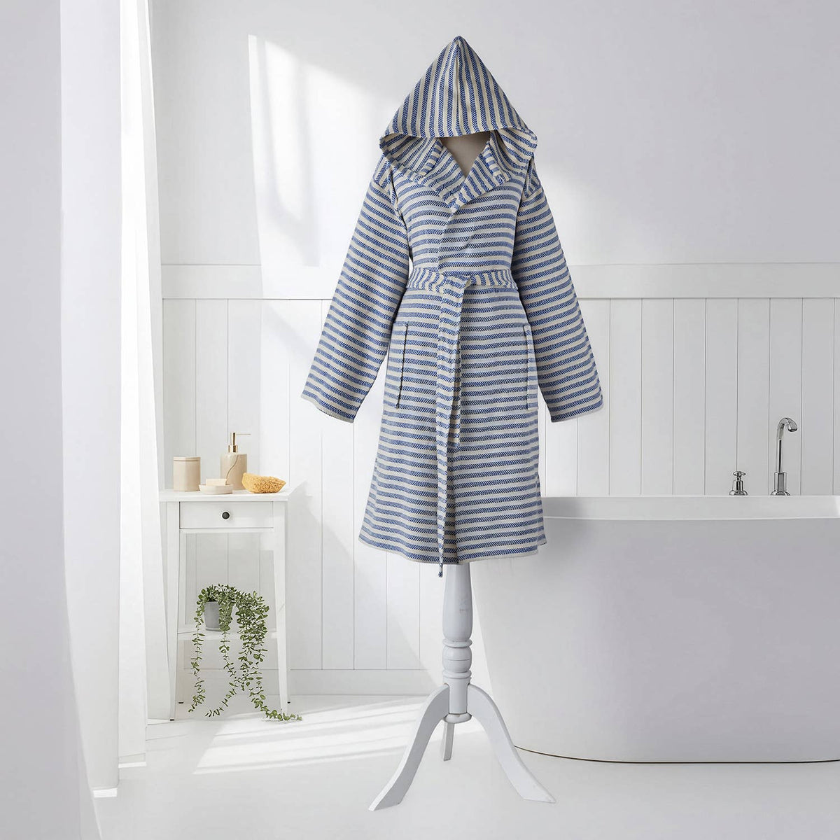Fine stripe Turkish cotton bathrobe – hooded, belted | Kikoya