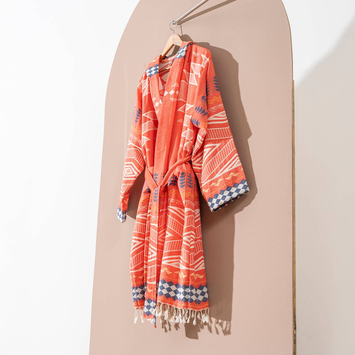 Tribal flat-woven Turkish bathrobe in coral & navy – kimono, fringed hem | Kikoya