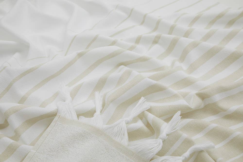 Paradiso terry-backed Turkish towel in two-tone stripe with tassel fringe, 35x70 in | Kikoya